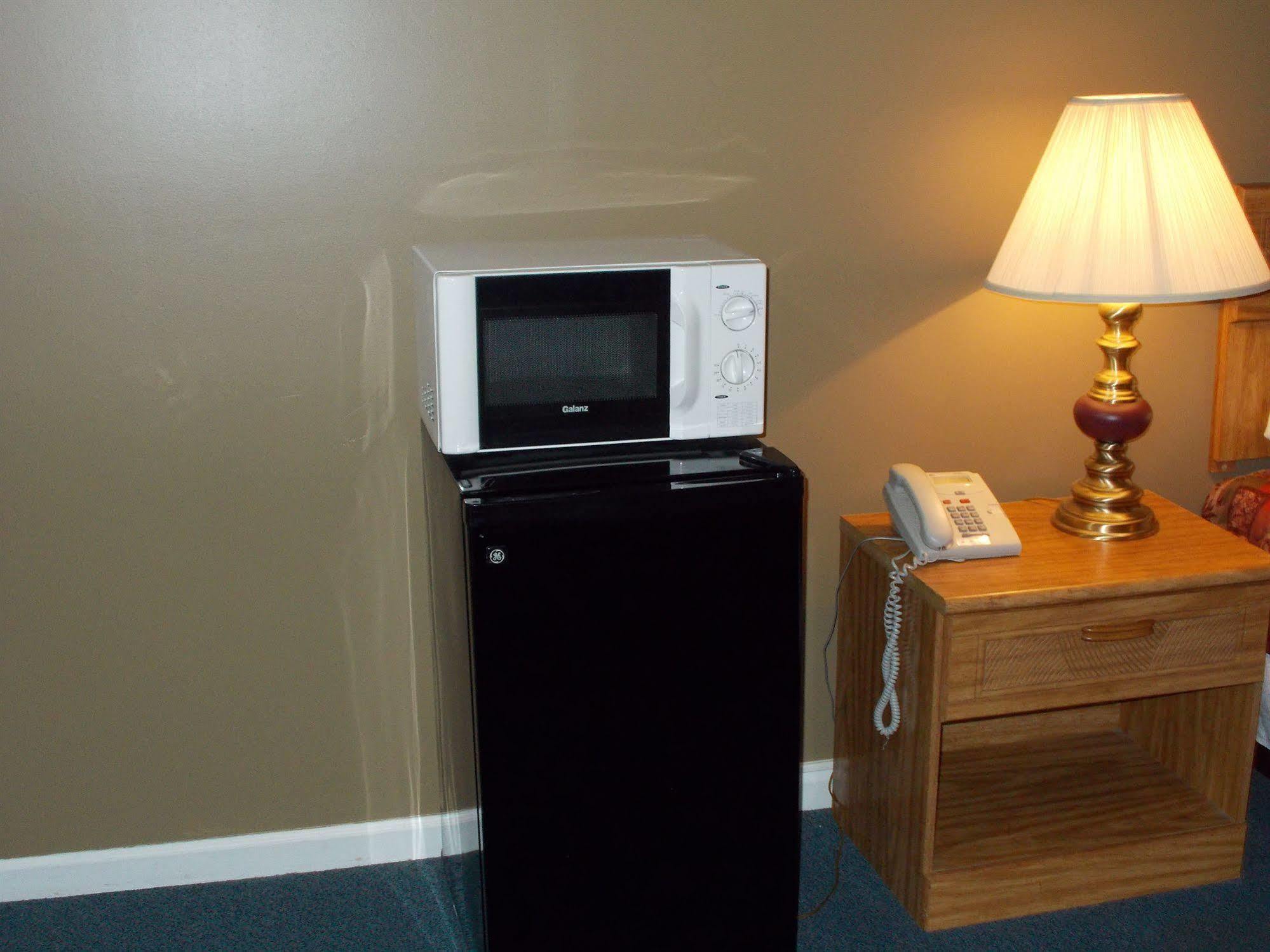Motel 6-Metropolis, Il Bagian luar foto
